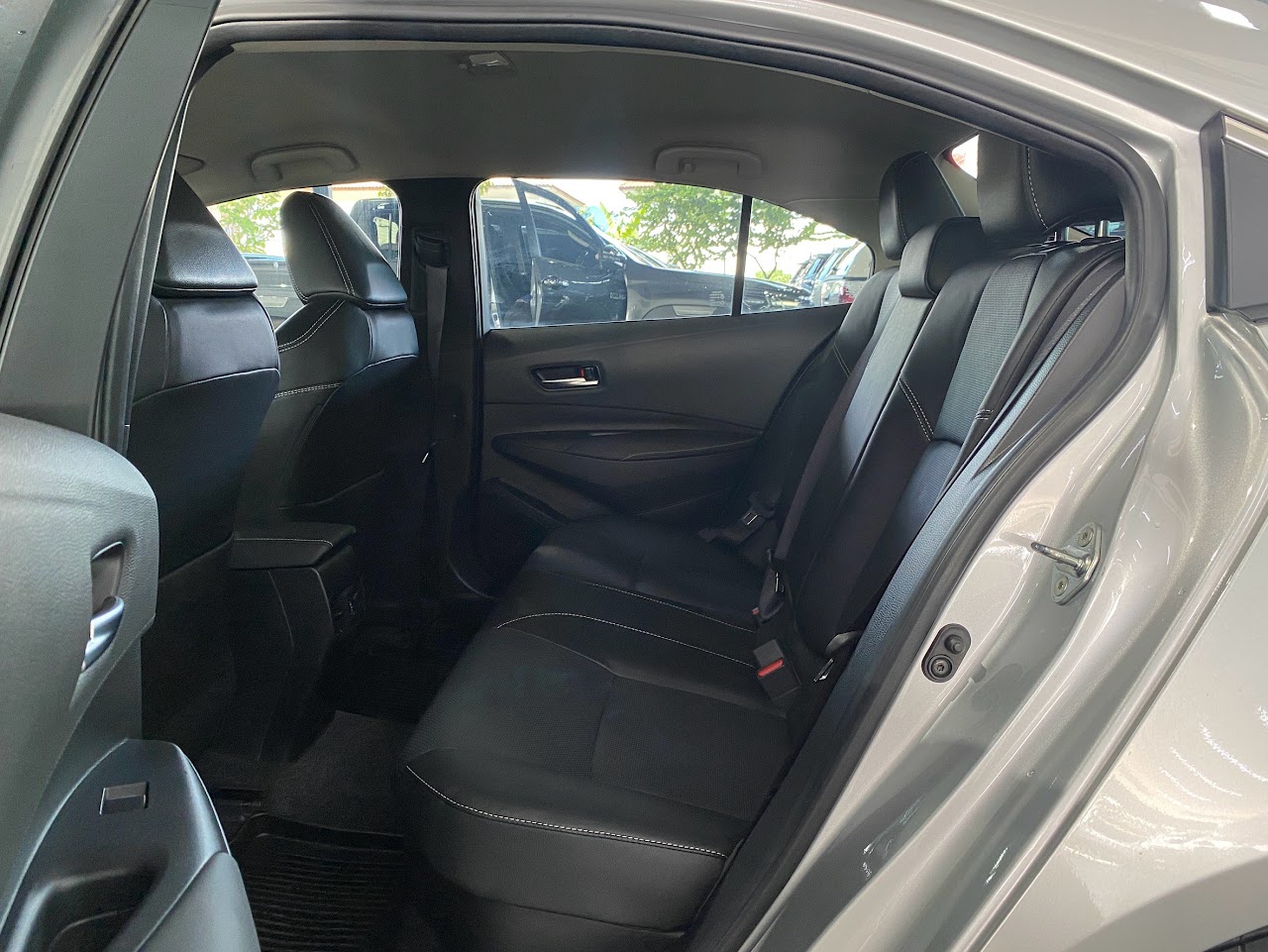 2022 Toyota Altis (New) 1.8Hybrid Premium รูปที่ 14