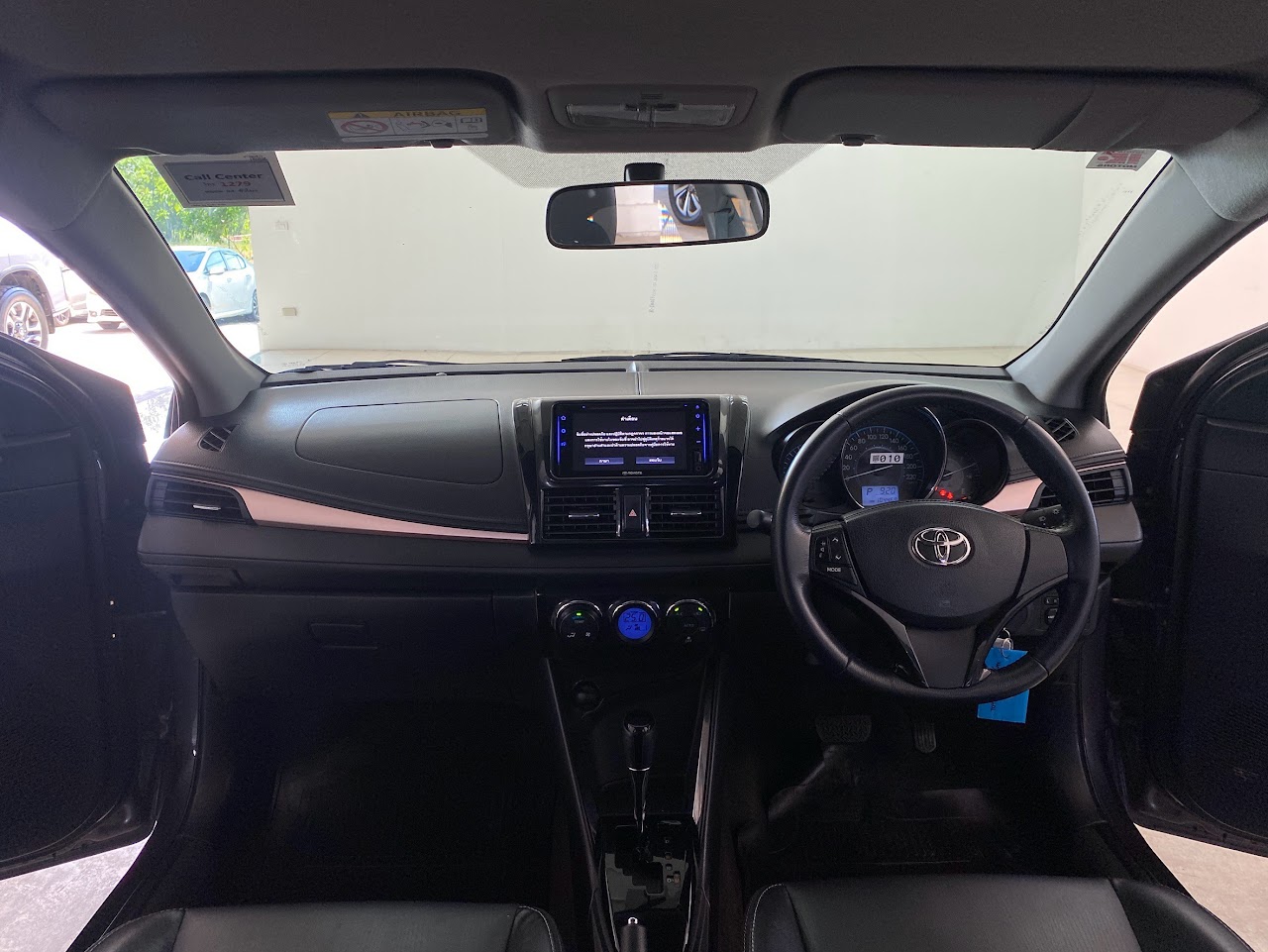 2022 Toyota Vios 1.5MID รูปที่ 17