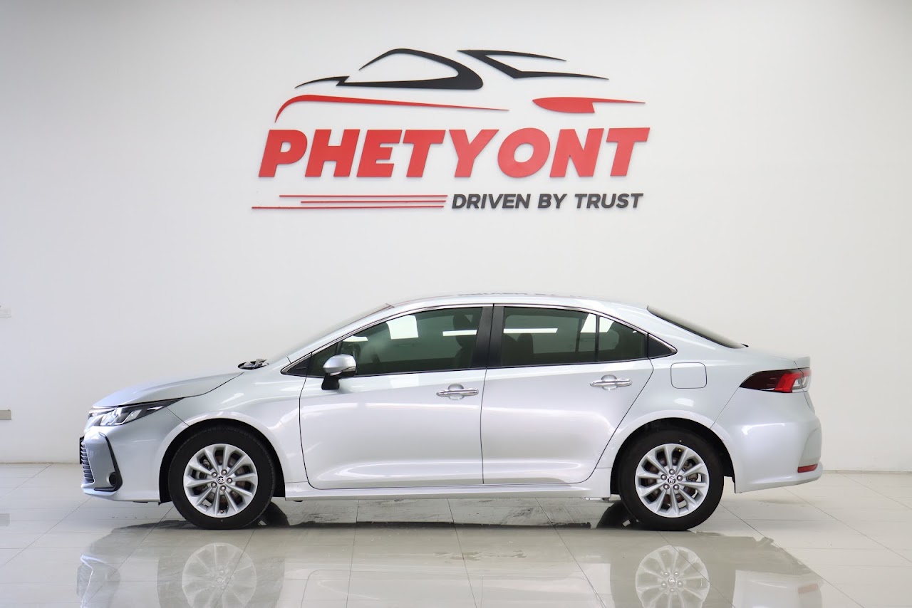 2021 Toyota Altis 1.6G มือสอง สีบรอนซ์เงิน รูปที่ 13