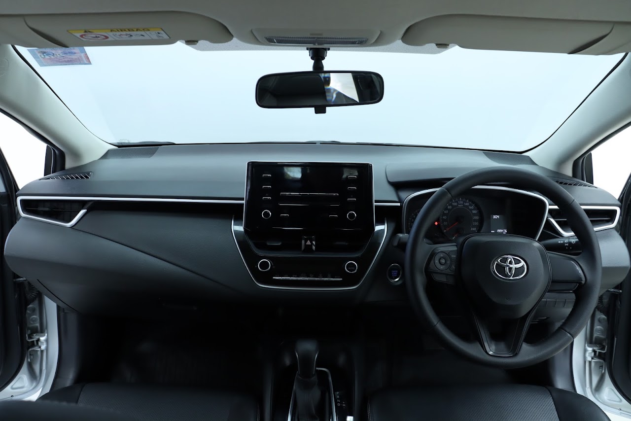 2020 Toyota Altis 1.6G มือสอง สีบรอนซ์เงิน รูปที่ 7