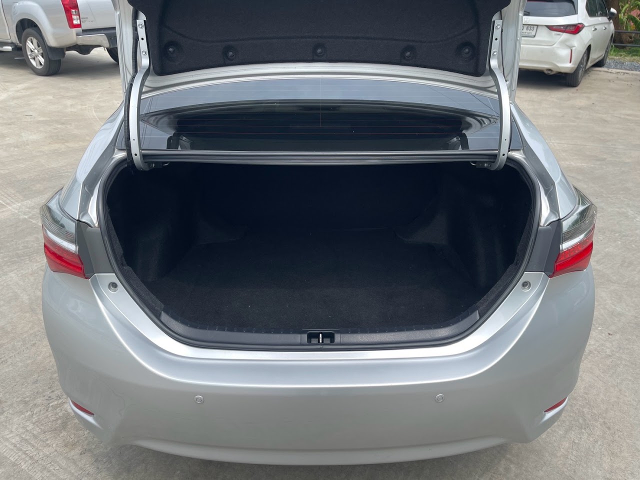 2018 Toyota Altis 1.6G รูปที่ 9