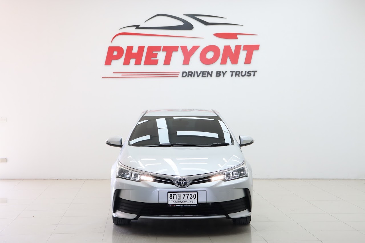 2018 Toyota Altis 1.8E รูปที่ 9