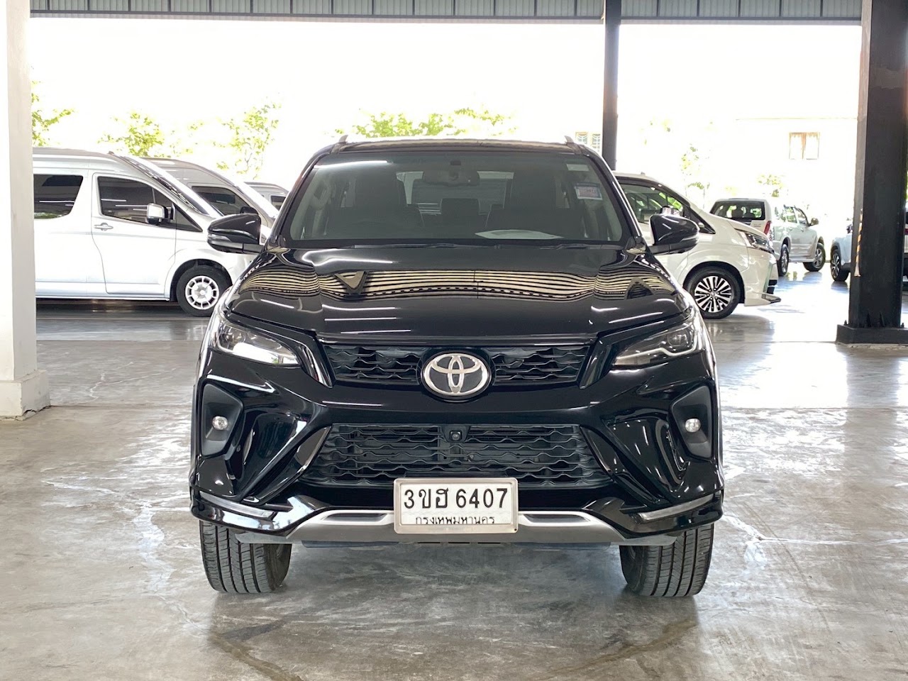 2023 Toyota Fortuner 2.4Leader V 2WD