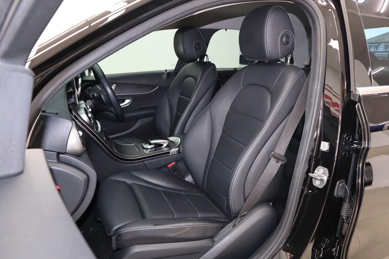 2019 Mercedes-Benz C220d Avantgarde C220d Avantgarde รูปที่ 3