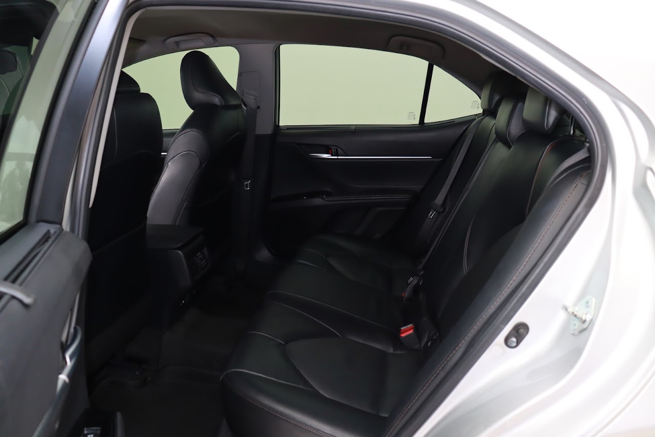 2021 Toyota Camry 2.0G รูปที่ 4